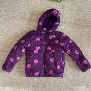 North Face Purple Toddler Winter Hooded Coat with Two Front Pockets. Size: 5T